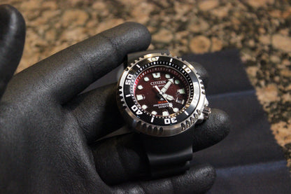 Beautiful Burgandy-Red CITIZEN Promaster Eco-Drive Diver 300M – BN1024-01Z
